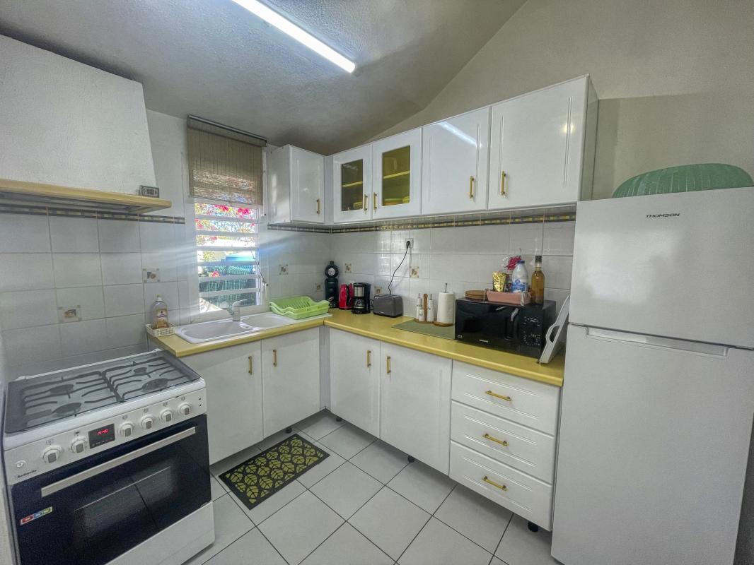 11.Location villa piscine Saint François Guadeloupe_cuisine